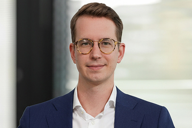 Dr. Victor Vogt