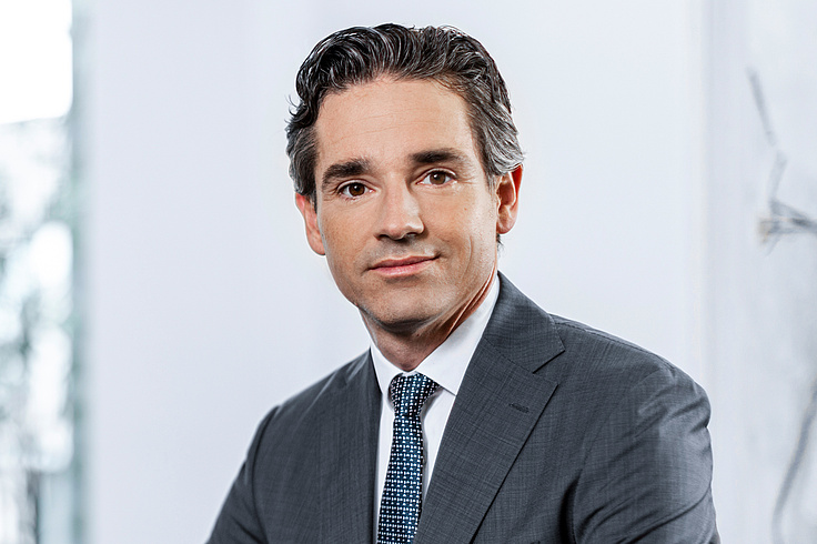 Dr. Tobias Schneider
