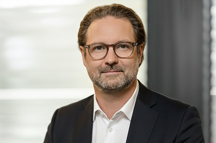 Dr. Mathias Finke